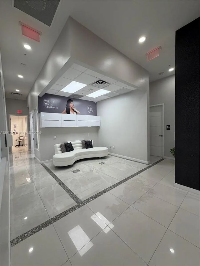 5 of 7 - 7761 Nw 107th Avenue #210-7, Doral, FL