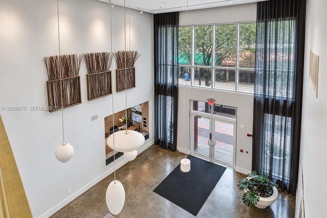 2 of 20 - 133 Ne 2nd Avenue #1710, Miami, FL