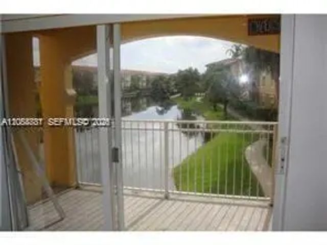 2 of 15 - 155 Nw 96th Terrace #2-202, Pembroke Pines, FL