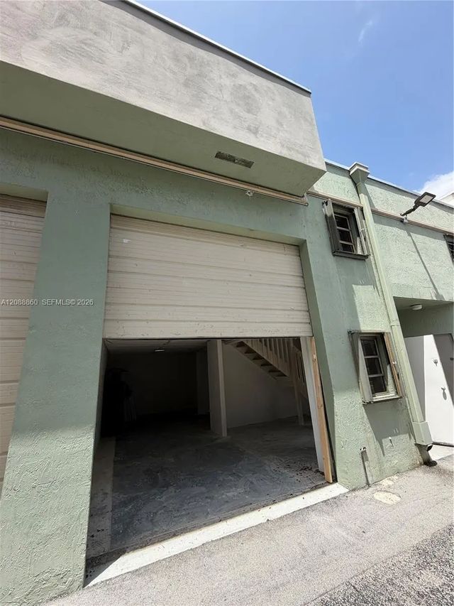 2 of 7 - 12290 Sw 131st Avenue #14, Miami, FL