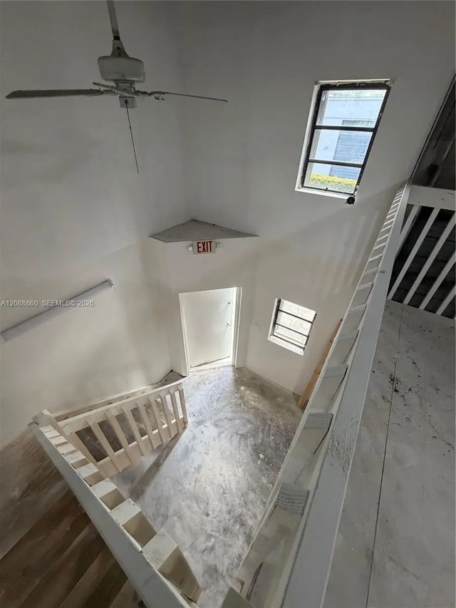 4 of 7 - 12290 Sw 131st Avenue #14, Miami, FL