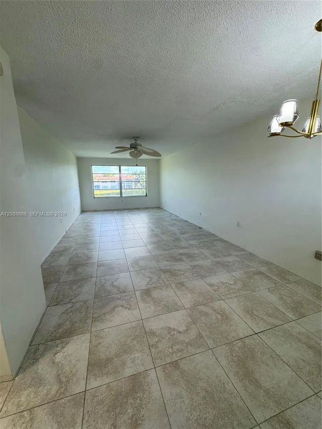 2940 Ne 203rd Street #213 C, Aventura