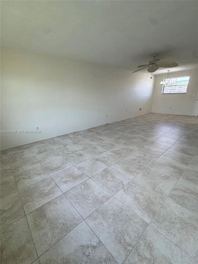 5 of 24 - 2940 Ne 203rd Street #213 C, Aventura, FL