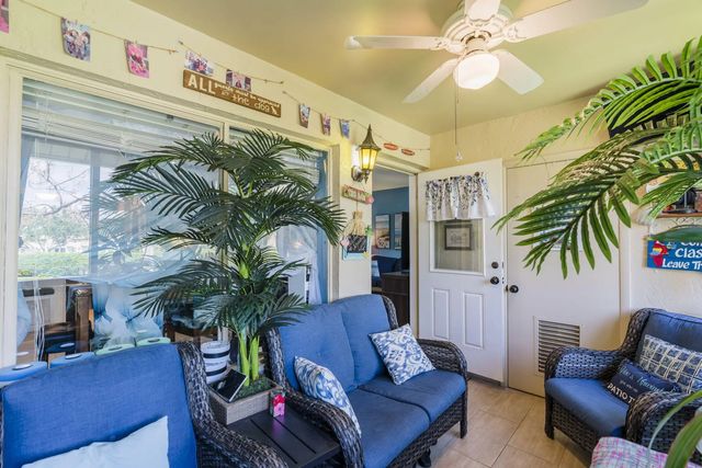 4 of 29 - 106 Lake Pine Circle #d-2, Greenacres, FL