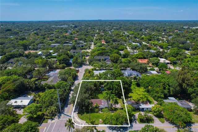 2 of 12 - 6200 Sw 78th Street, South Miami, FL