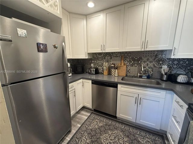 7823 Miller Drive #c207, Miami