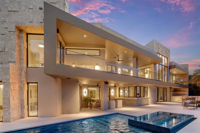 3 of 55 - 16495 Ne 32nd Avenue, North Miami Beach, FL