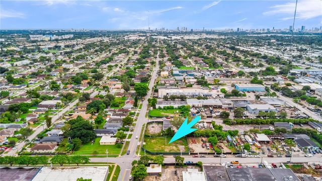 2 of 27 - 2113 Sw 58th Avenue, West Park, FL