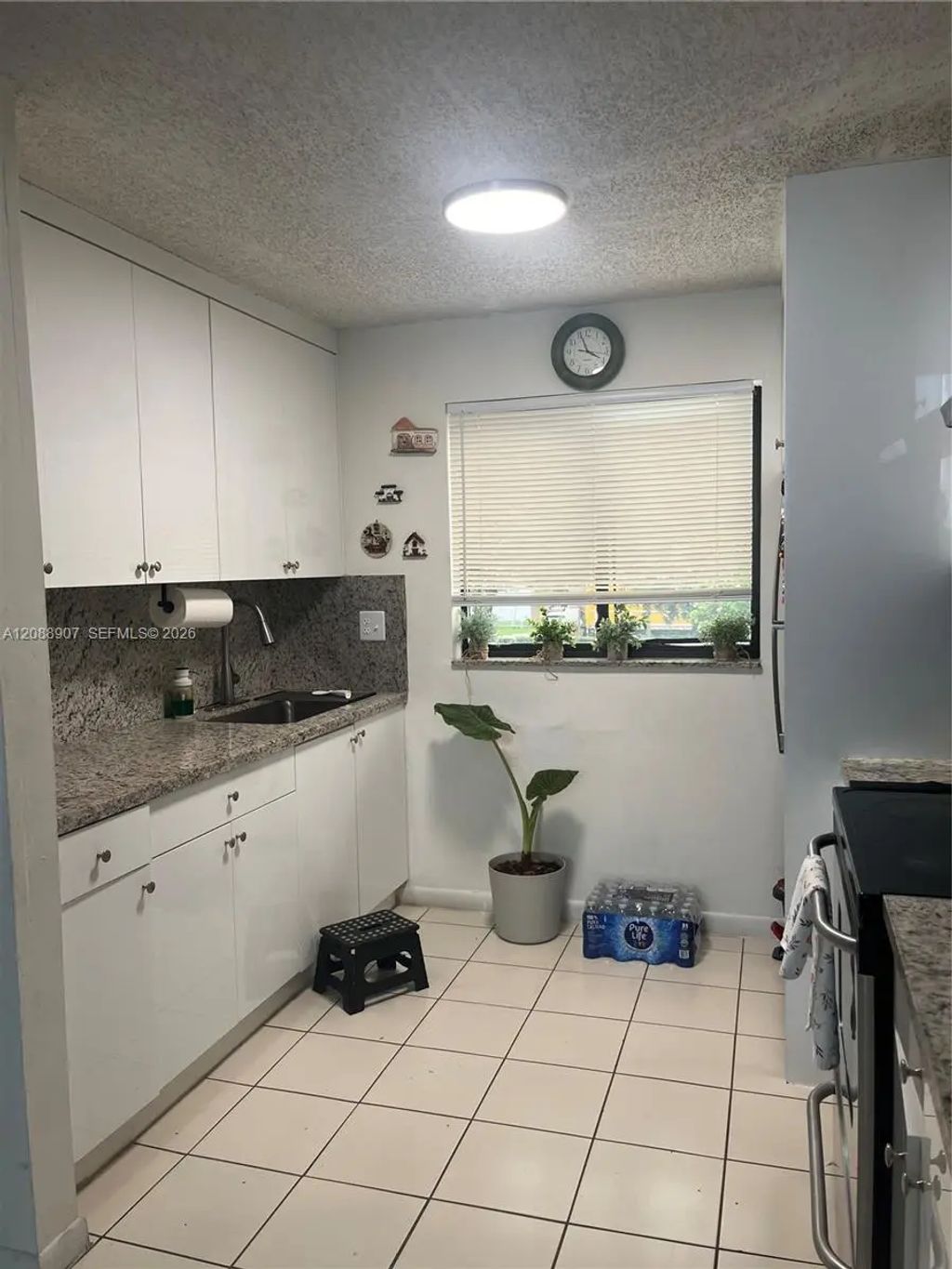 2745 W 62 #202, Hialeah