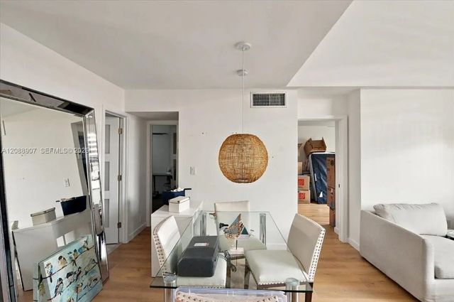 2 of 20 - 2745 W 62 #202, Hialeah, FL