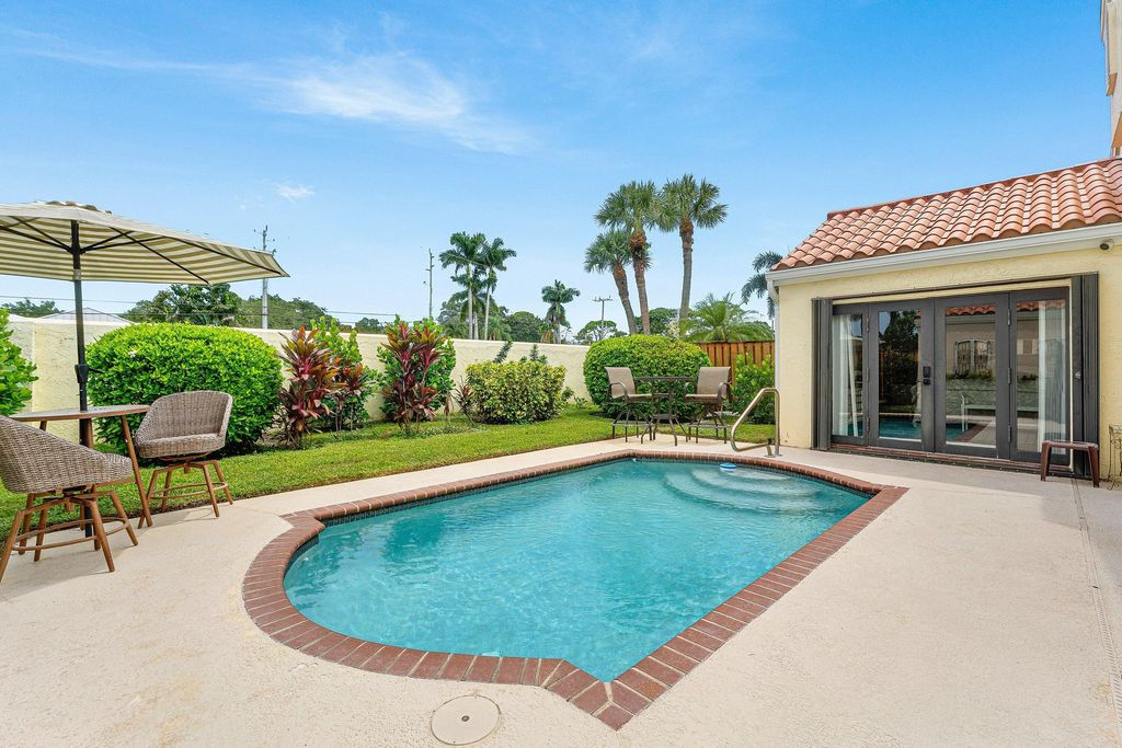 2530 La Lique Circle, Palm Beach Gardens