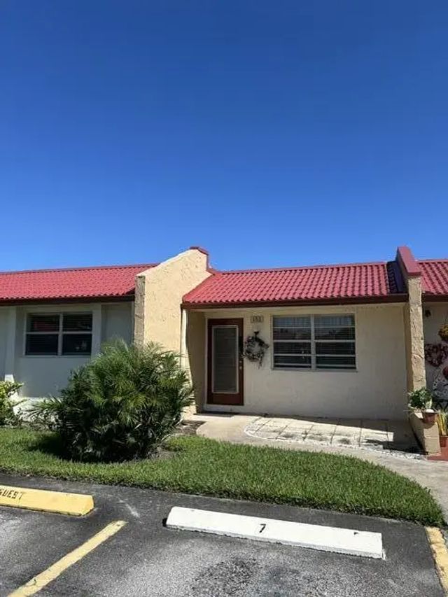 153 Lake Anne Drive, West Palm Beach