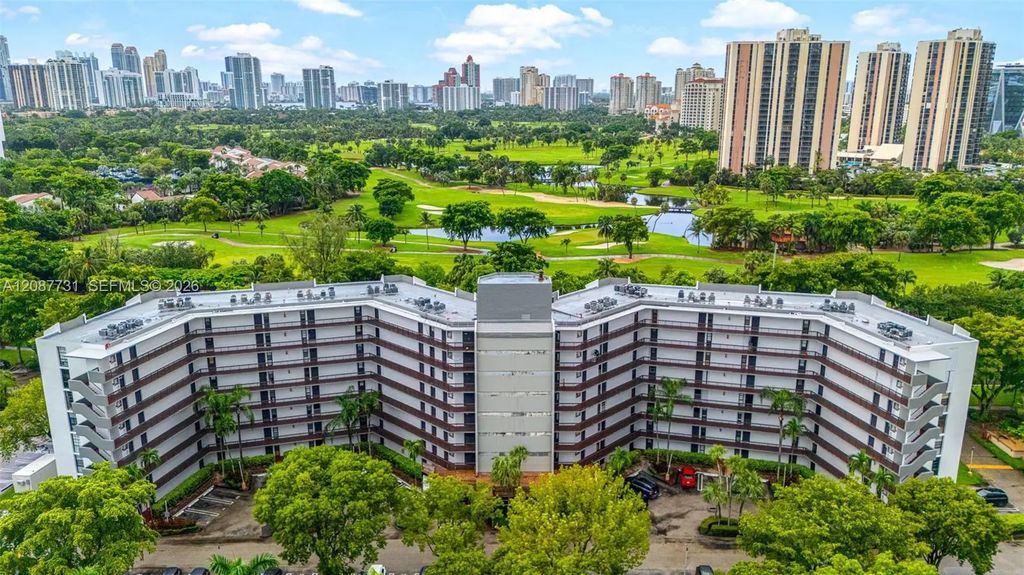 3301 N Country Club Drive #208, Aventura