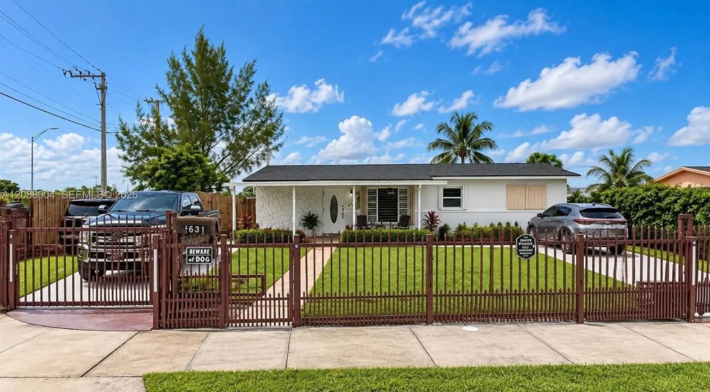 4631 Nw 207th Drive, Miami Gardens