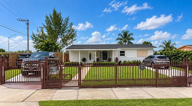 4631 Nw 207th Drive, Miami Gardens