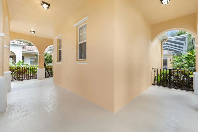5 of 44 - 3723 Community Drive, Jupiter, FL