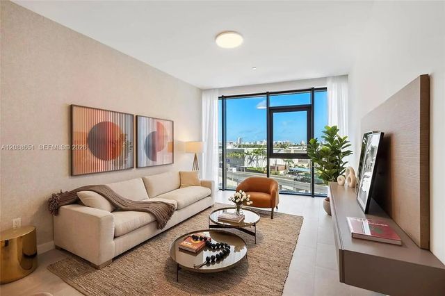 2 of 23 - 500 Alton Road #506, Miami Beach, FL