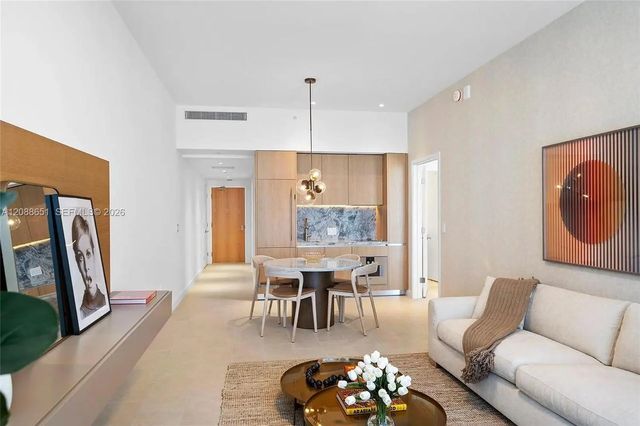 5 of 23 - 500 Alton Road #506, Miami Beach, FL