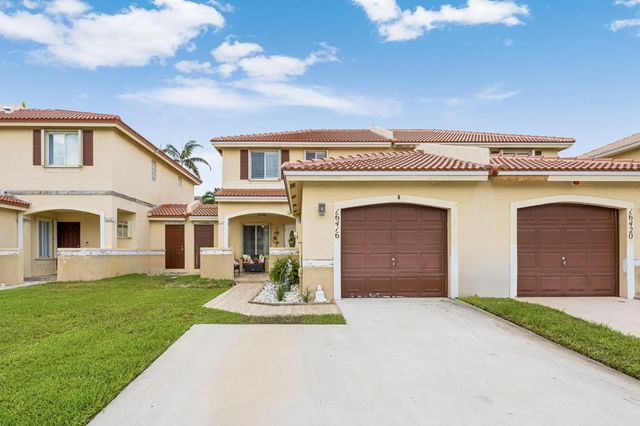 2 of 33 - 16416 Sw 73rd Terrace #44, Miami, FL