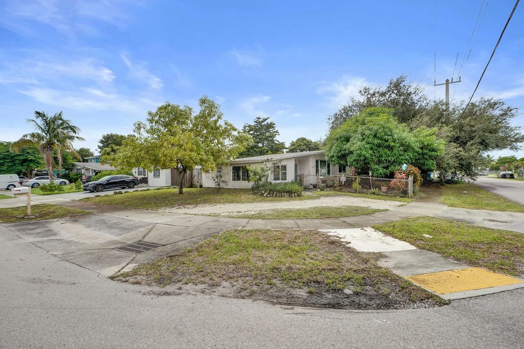 3630 Sw 40th Street, West Park