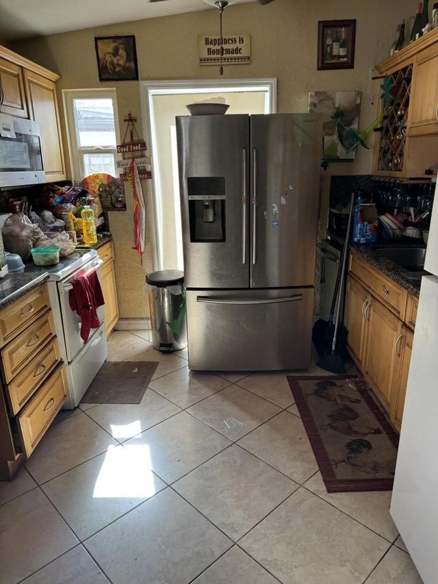 2 of 9 - 3630 Sw 40th Street, West Park, FL