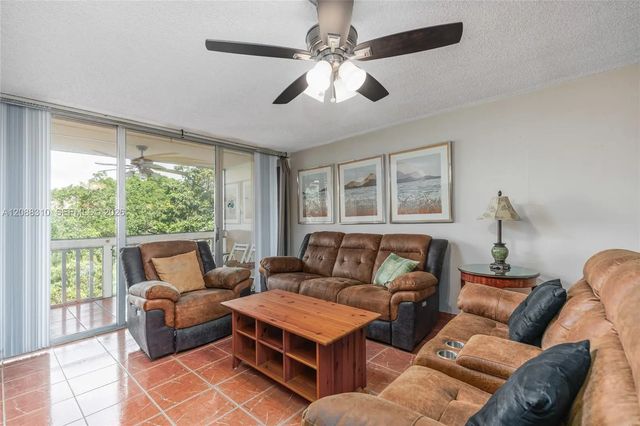 3 of 25 - 7091 Environ Boulevard #346, Lauderhill, FL