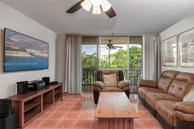 4 of 25 - 7091 Environ Boulevard #346, Lauderhill, FL