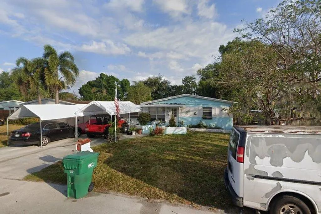 4269 Sw 50th Street, Dania Beach