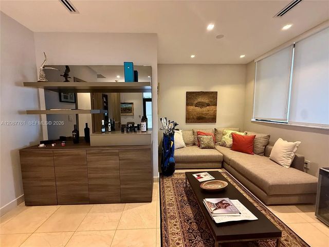 3 of 12 - 2333 Brickell Avenue #d1, Miami, FL