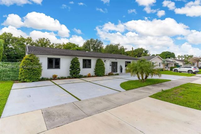 2 of 47 - 10010 Sw 85th Terrace, Miami, FL
