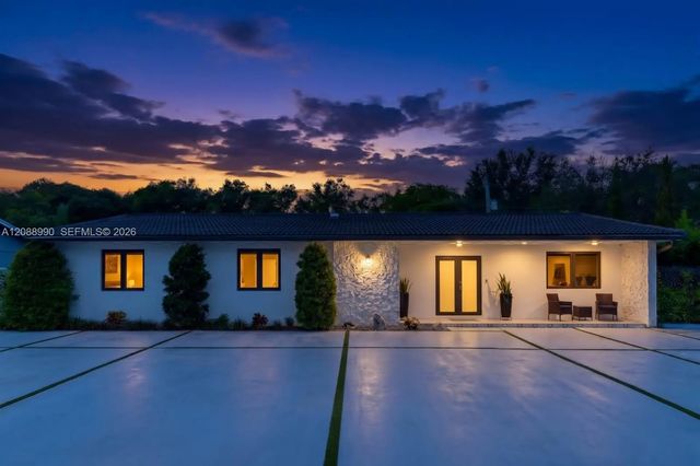 5 of 47 - 10010 Sw 85th Terrace, Miami, FL