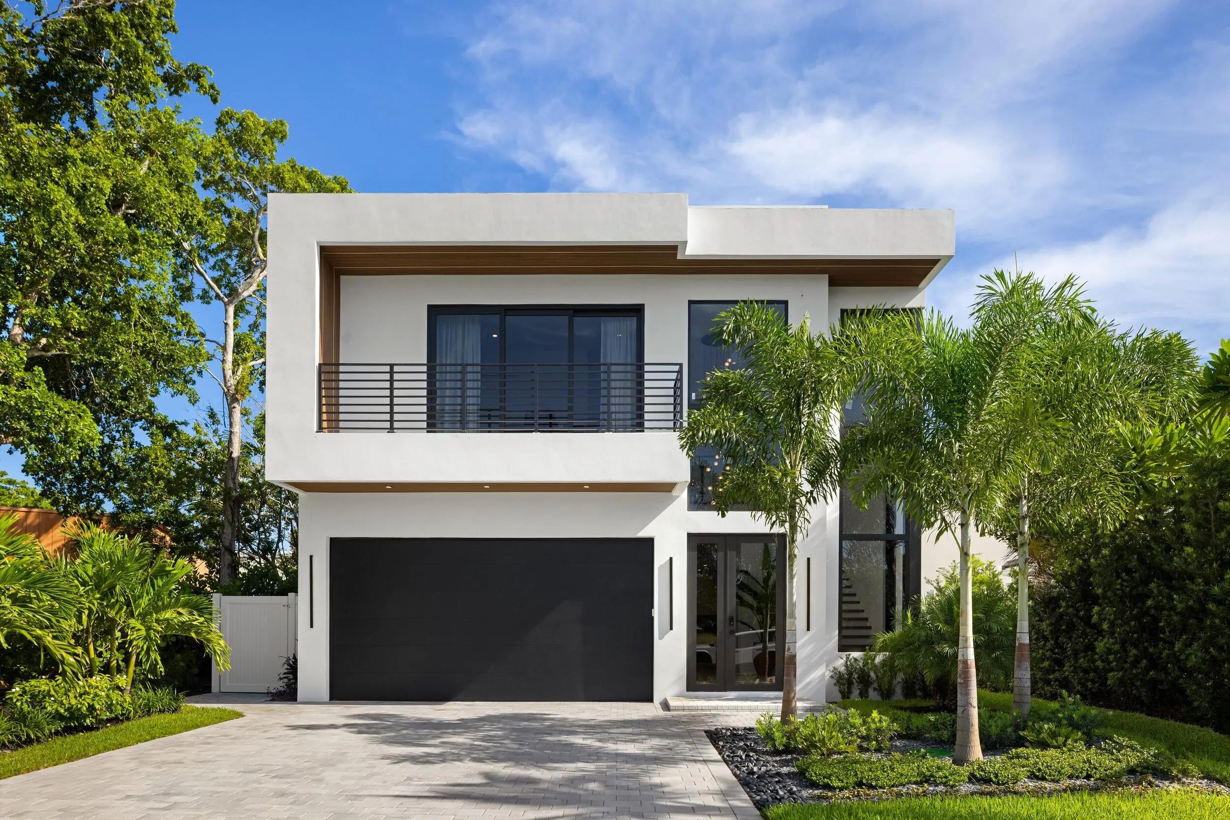 707 Lake Avenue N, Delray Beach
