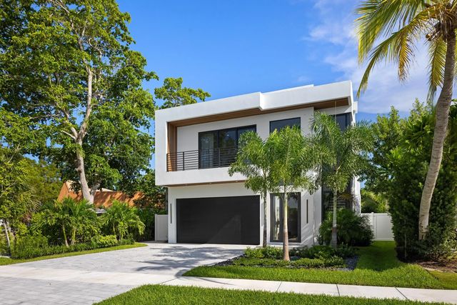 2 of 61 - 707 Lake Avenue N, Delray Beach, FL