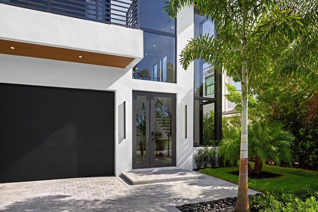3 of 61 - 707 Lake Avenue N, Delray Beach, FL