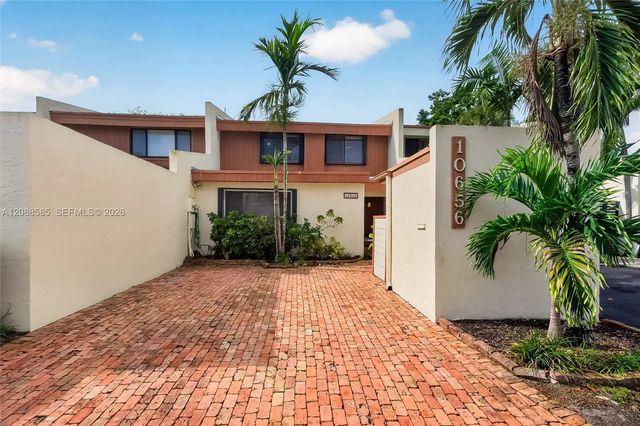 10656 Sw 76th Terrace, Miami