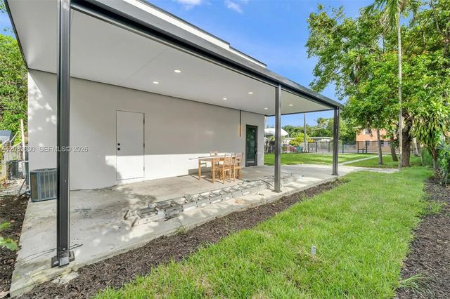 5 of 45 - 411 Nw 59th Street, Miami, FL