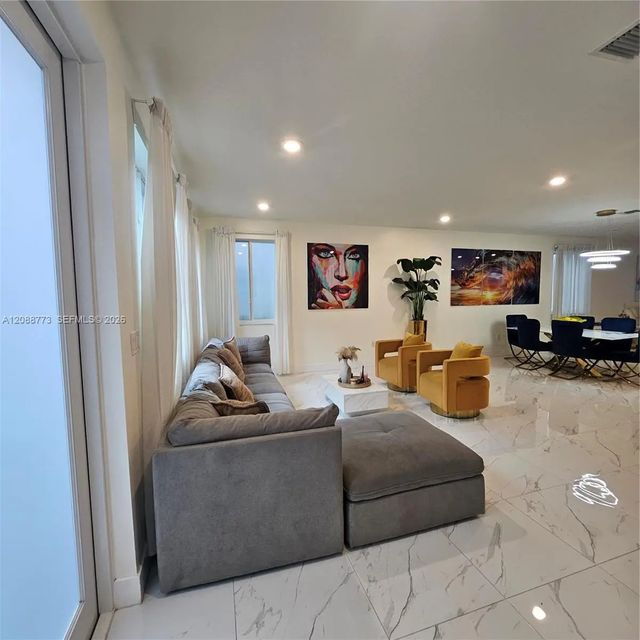 5 of 54 - 10440 Nw 67th Street #10440, Doral, FL