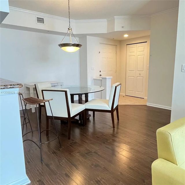 4 of 22 - 17100 N Bay Road #1906, Sunny Isles Beach, FL