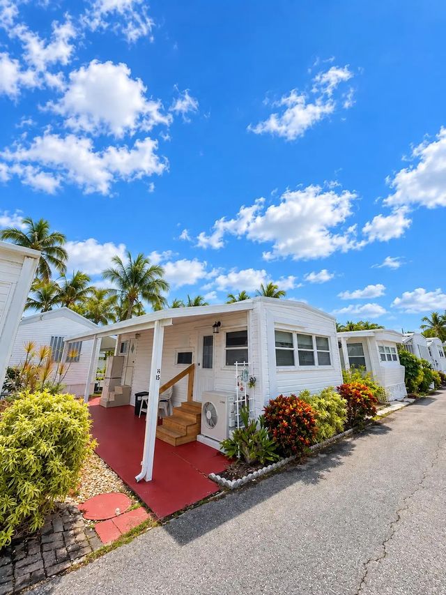 3 of 15 - 15 Hibiscus Drive #h, Briny Breezes, FL