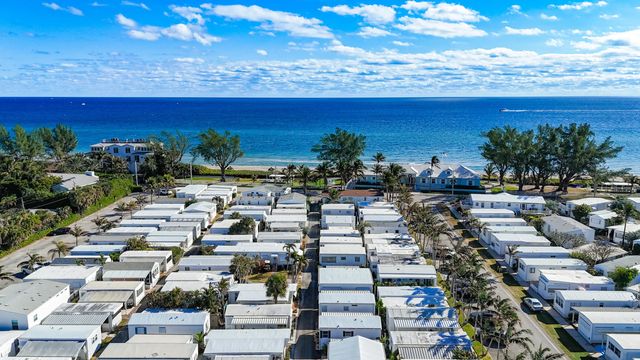 5 of 15 - 15 Hibiscus Drive #h, Briny Breezes, FL