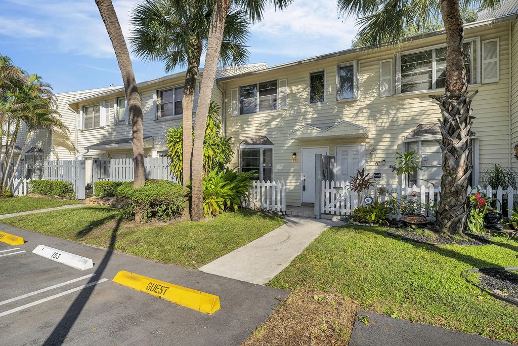 153 Sw 3rd Street, Pompano Beach