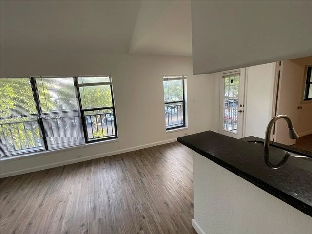 4 of 29 - 8739 Nw 39th Street #8739, Sunrise, FL