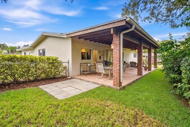 4 of 41 - 9125 Sw 65th Street, Miami, FL