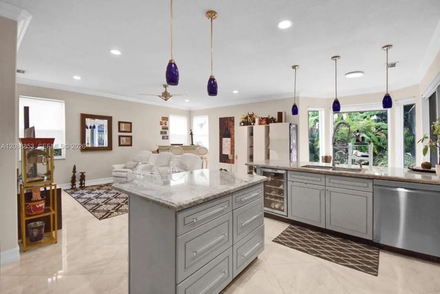 2 of 47 - 523 Stonemont Drive, Weston, FL