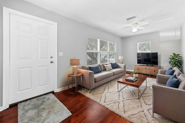 3 of 38 - 218 N H Street, Lake Worth Beach, FL