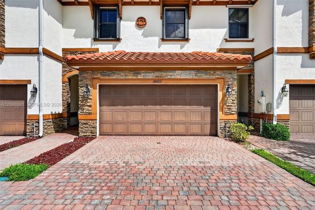 4 of 52 - 16605 Sw 42nd Way, Miami, FL