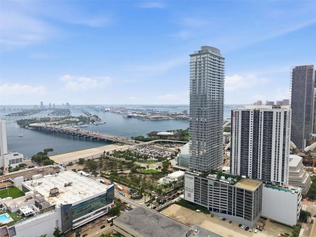 5 of 80 - 1400 Biscayne Boulevard #3502, Miami, FL