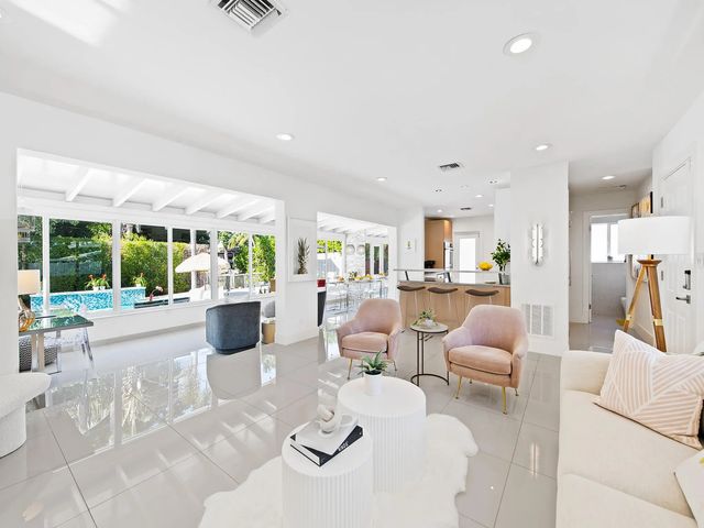 5 of 54 - 1913 N Victoria Park Road, Fort Lauderdale, FL