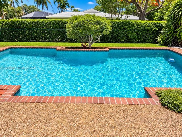 4 of 24 - 16101 Sw 87th Court, Palmetto Bay, FL