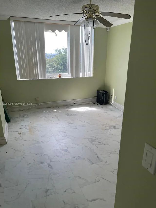 4 of 11 - 4200 Hillcrest Drive #401, Hollywood, FL